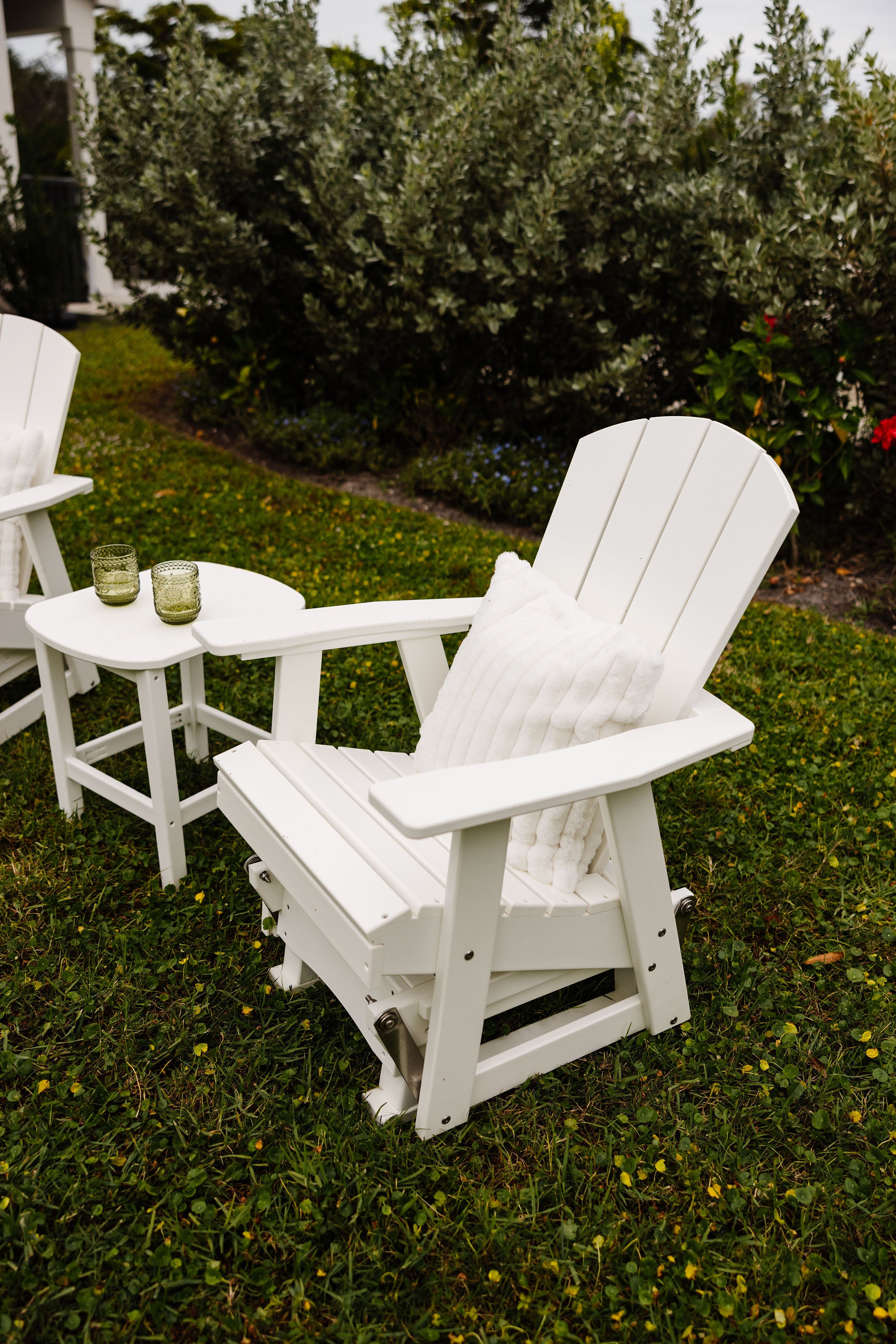 3-Piece 2'ft Glider Set with End Table - New