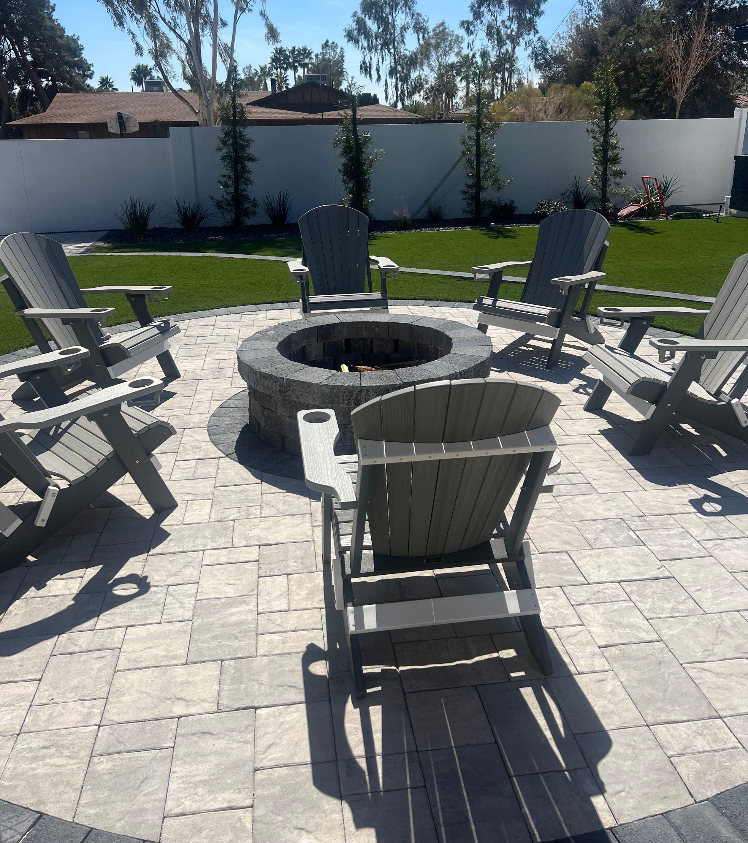 Folding Adirondack Chair With Built-in Cup Holders King-Size