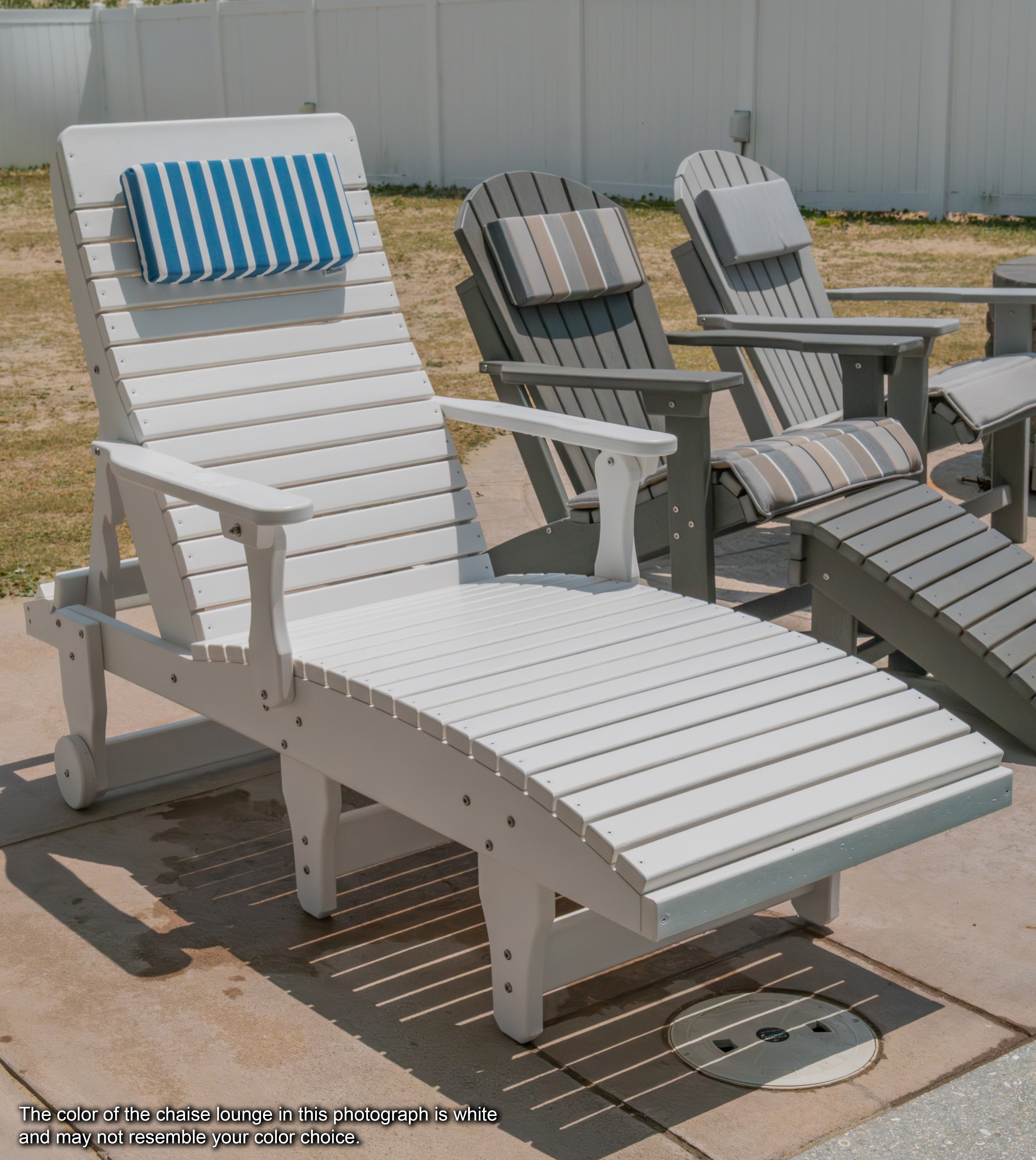 Chaise Lounge With Wheels And Adjustable Back