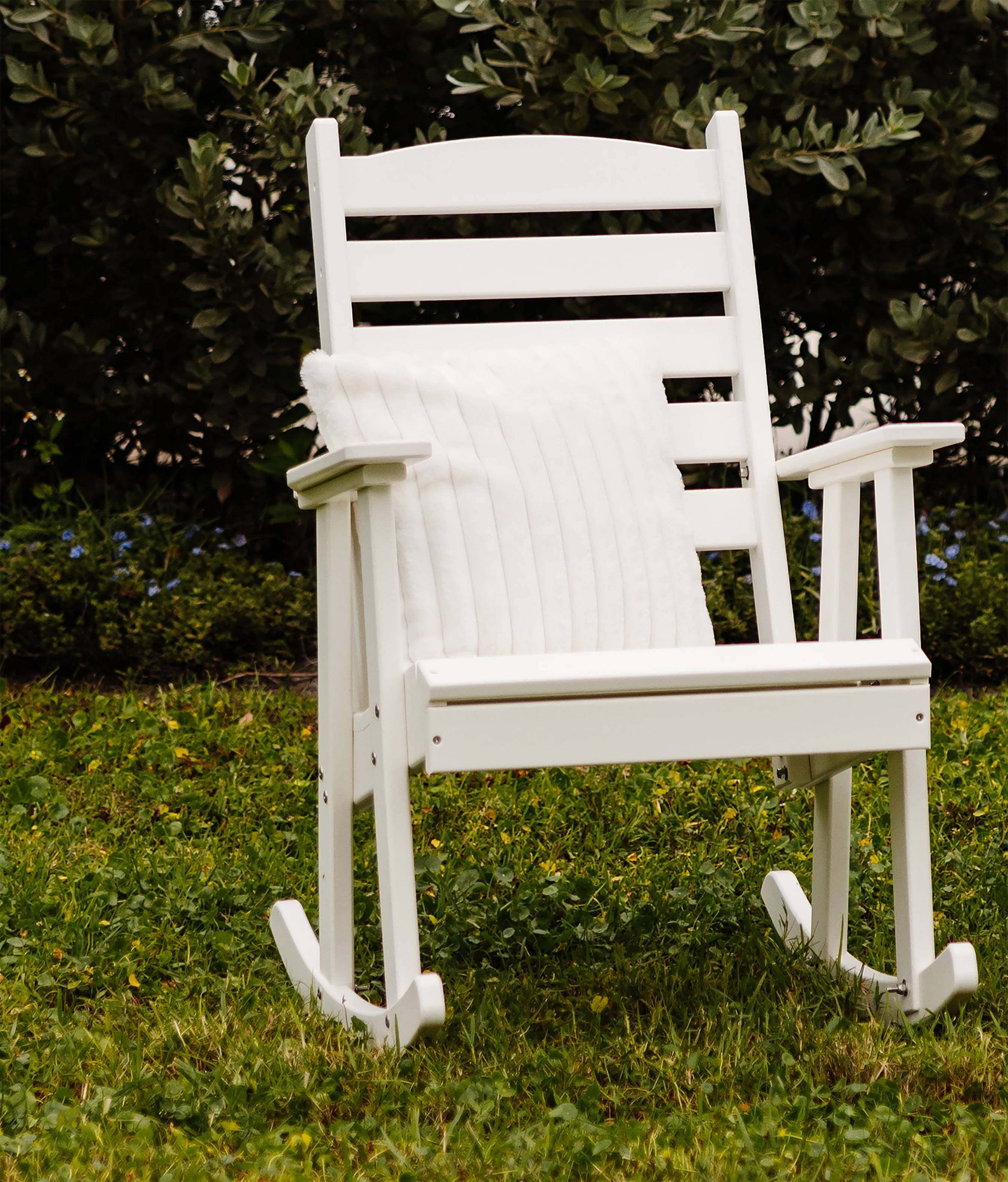 Contemporary Rocker - New