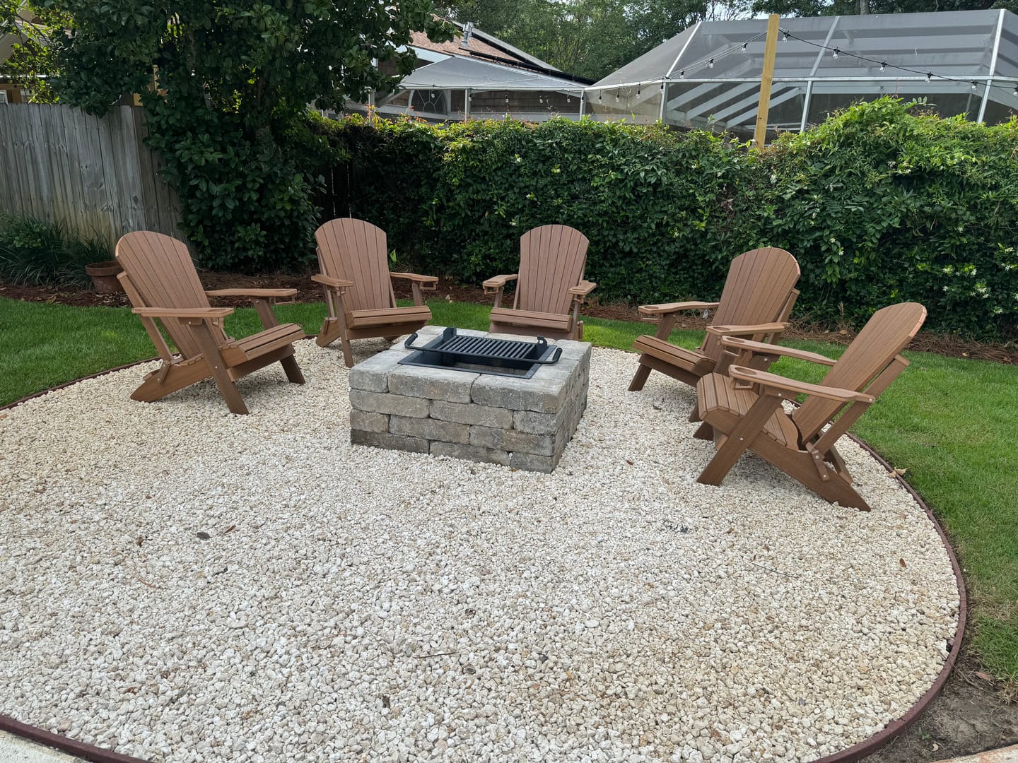 Folding Adirondack Chair With Built-in Cup Holders King-Size
