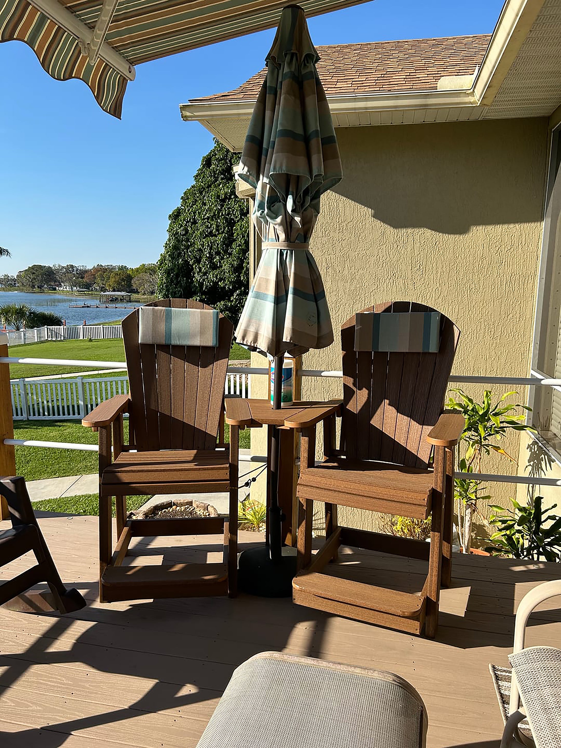 Lakeside Counter Height Tete-a-tete