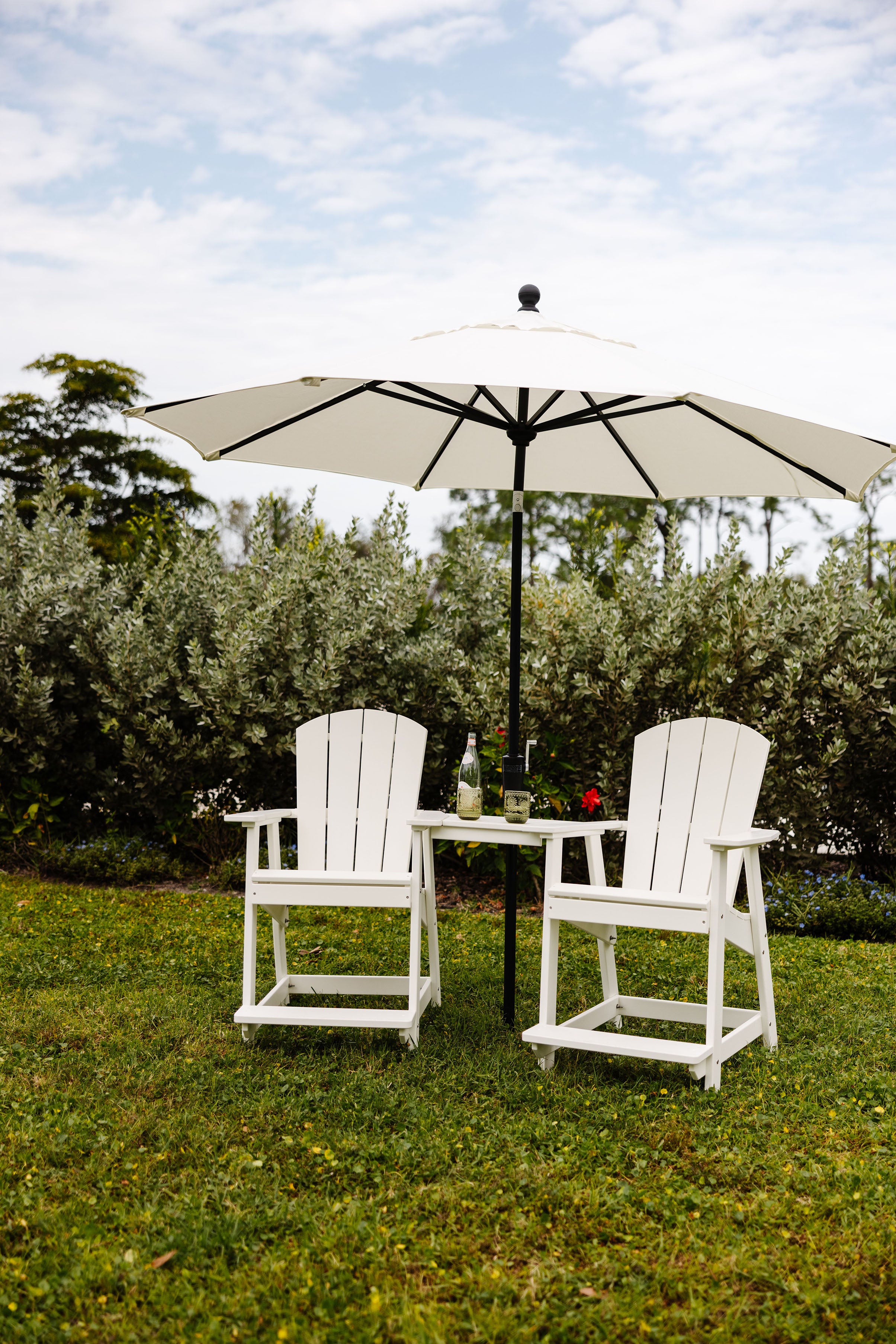 DURAWEATHER POLY® Maybeck Tete-a-Tete (Umbrella Not Included)