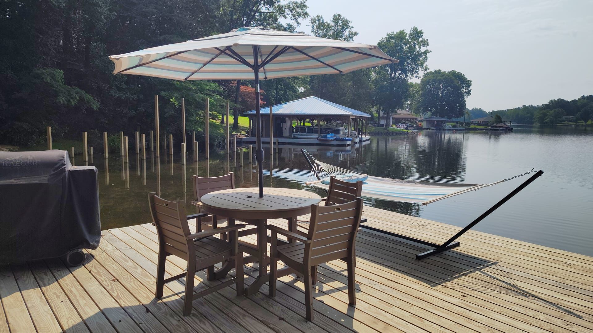 9' Push Button Tilt Octagon Patio Umbrella
