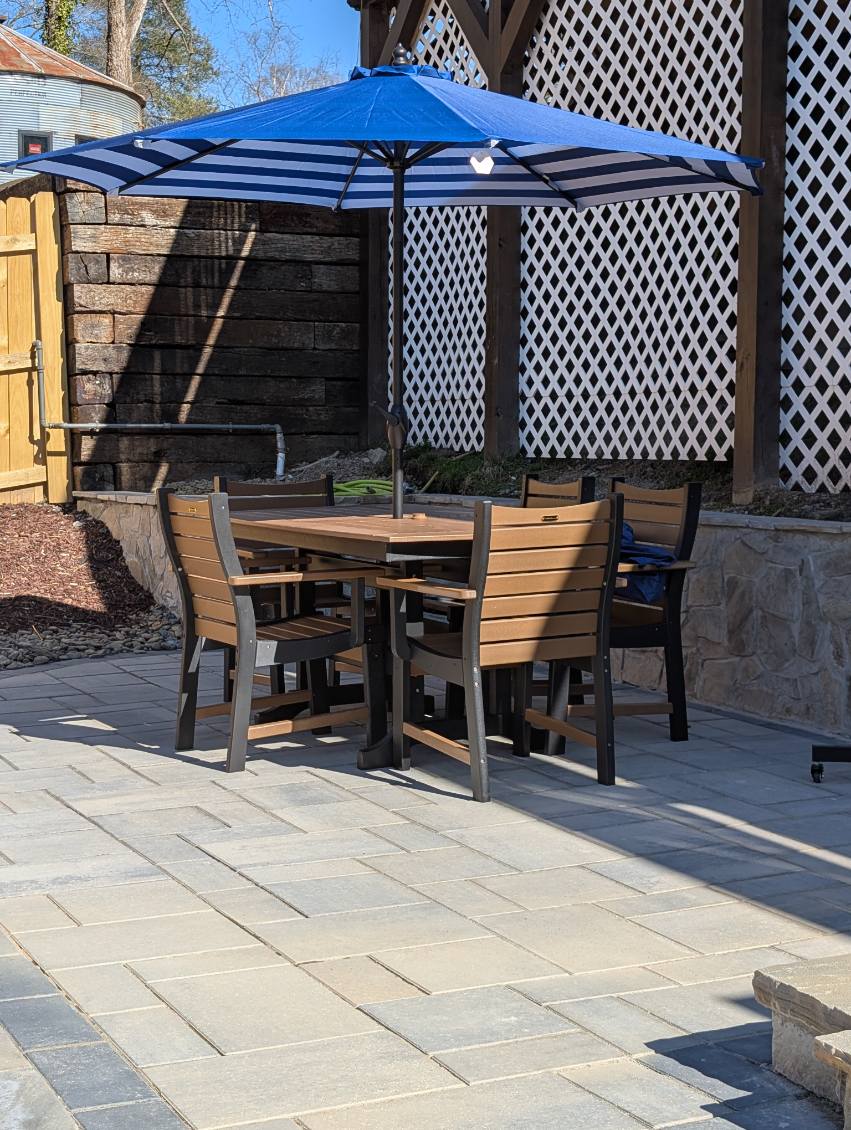 9' Push Button Tilt Octagon Patio Umbrella