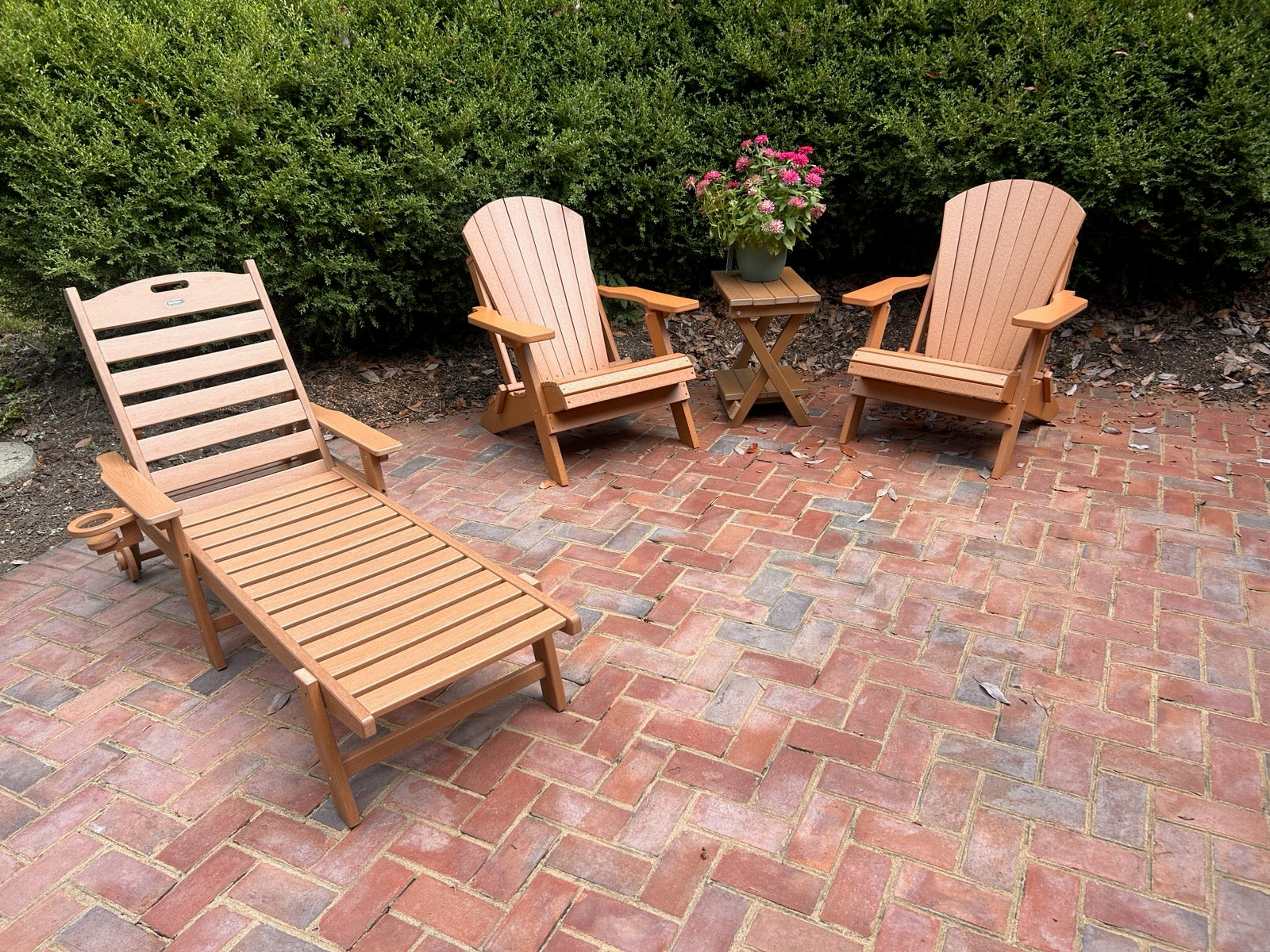 Chaise Lounge With Adjustable Back, Wheels, & Free Cushion