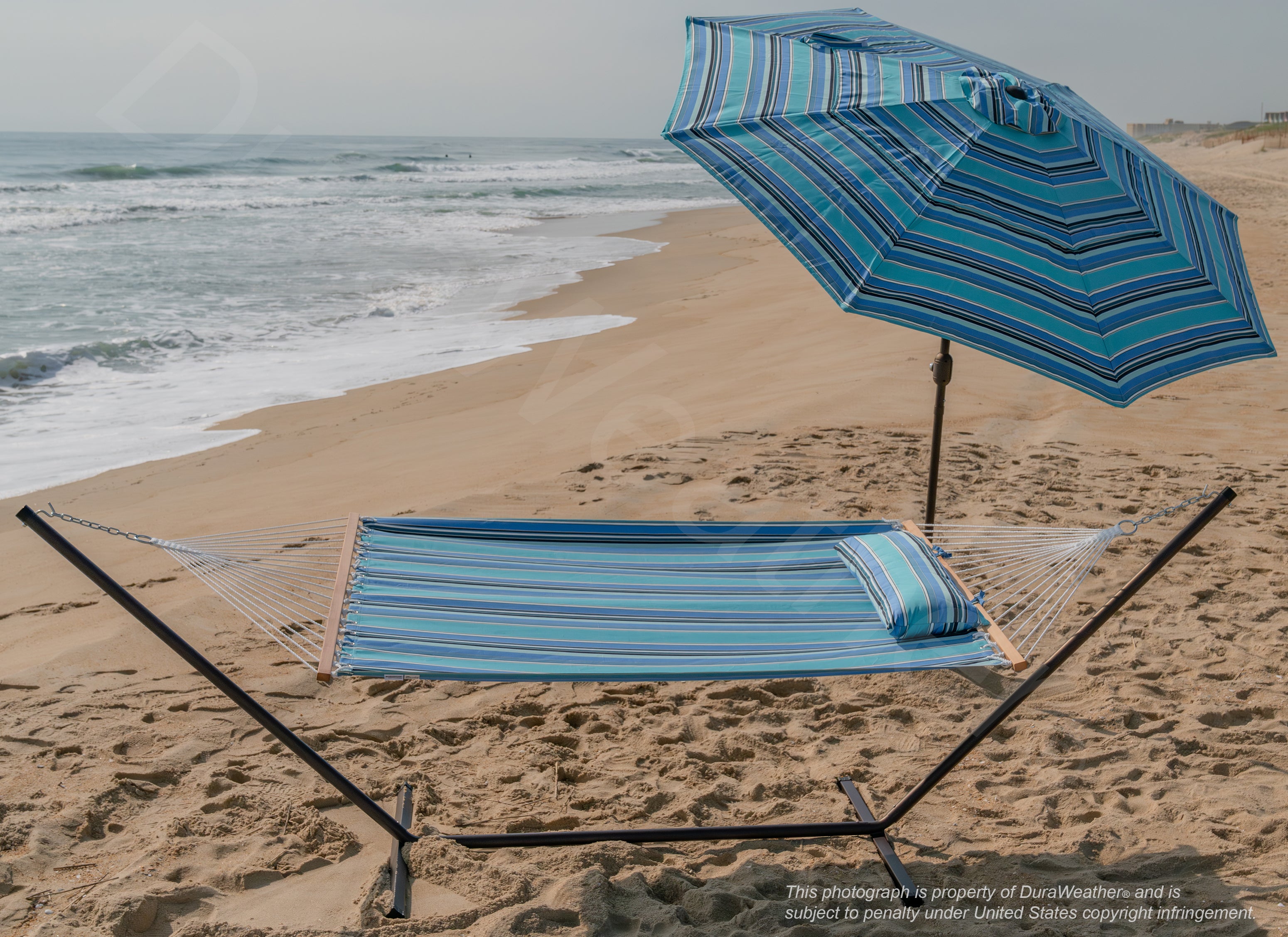 DURAWEATHER POLY® Hammock with Detachable Pillow in Sunbrella Fabrics