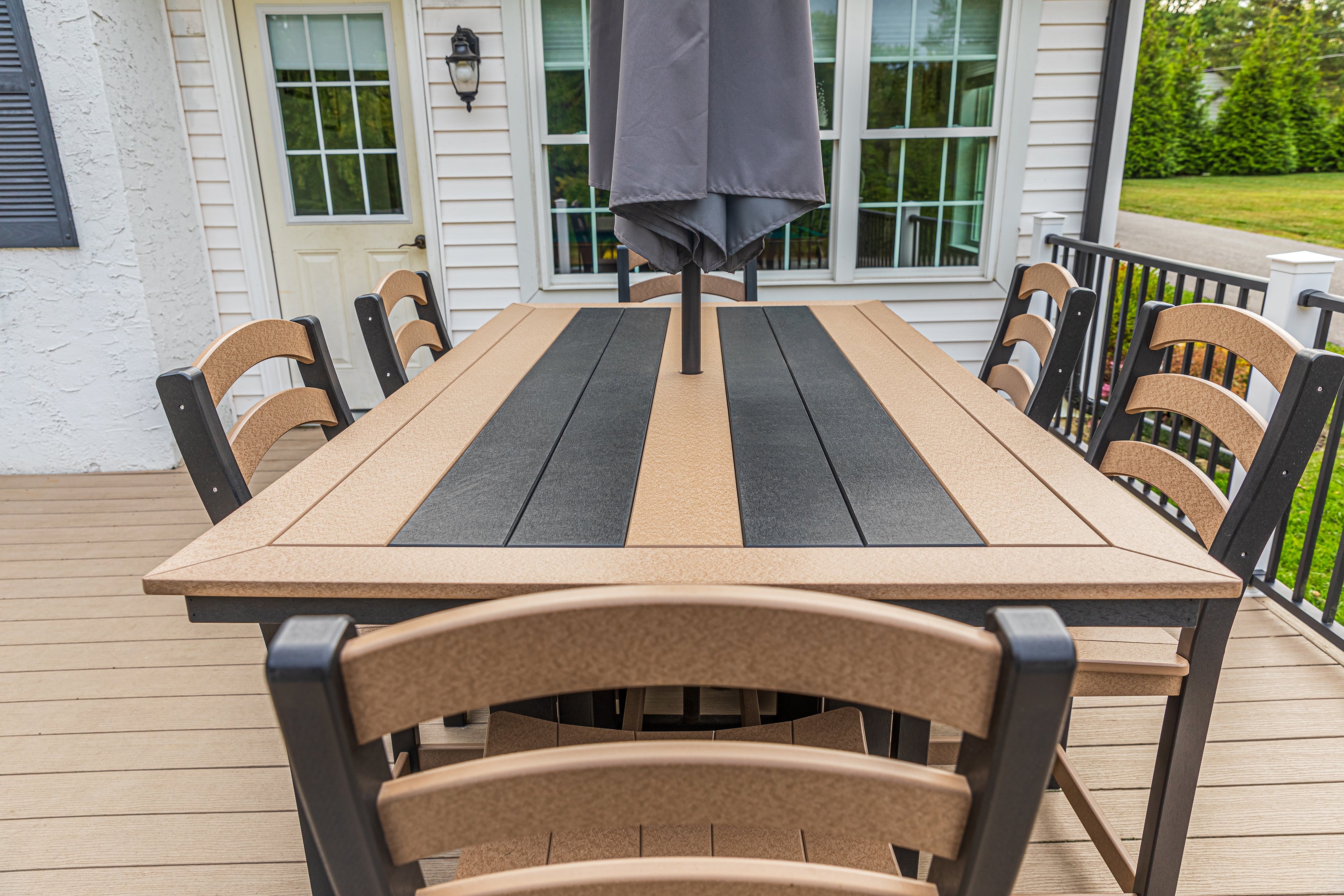 DuraWeather Poly&reg; 7-Piece Gardenia Counter Set