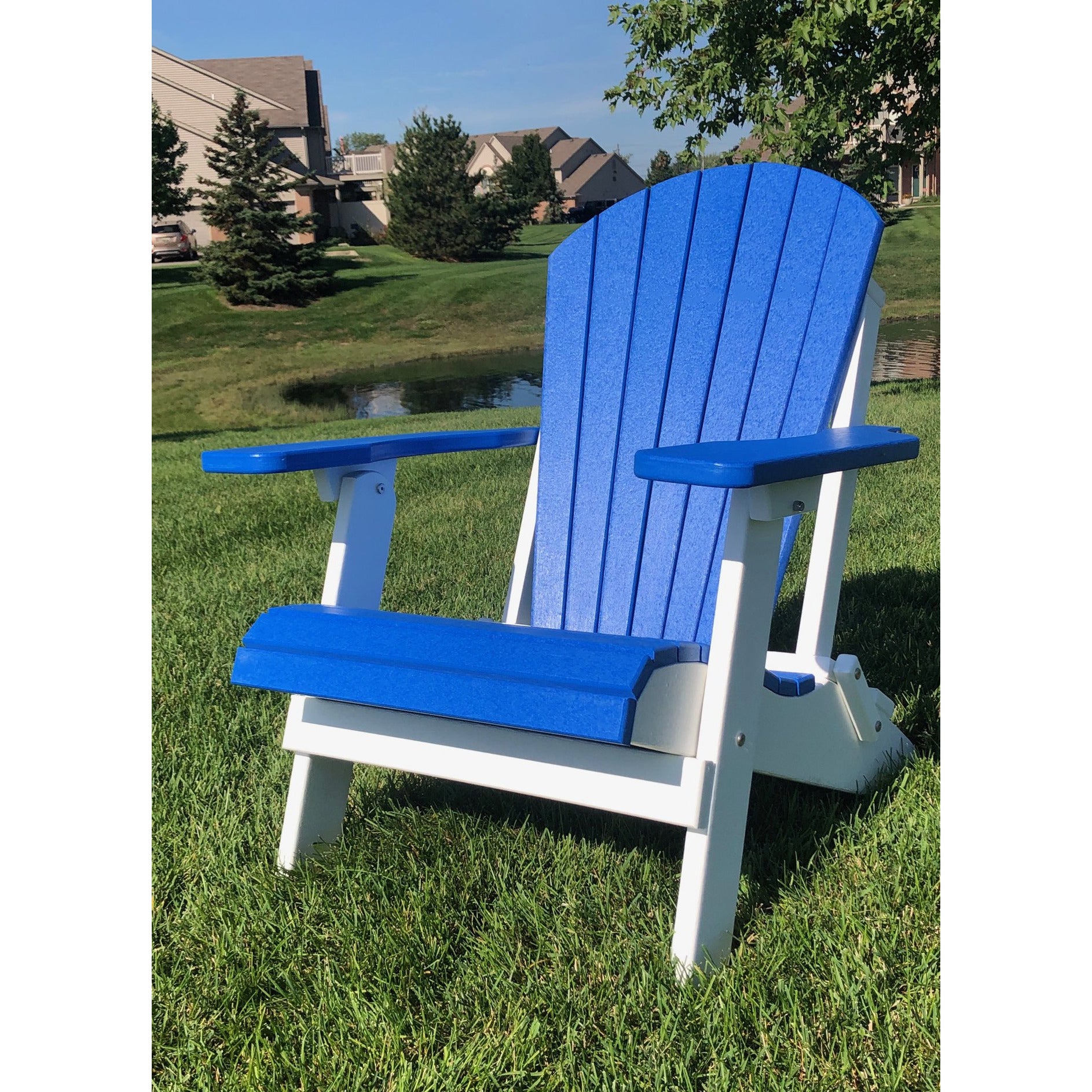 DuraWeather Poly&reg; King Size Folding Adirondack Chair - (Pool Blue on White)
